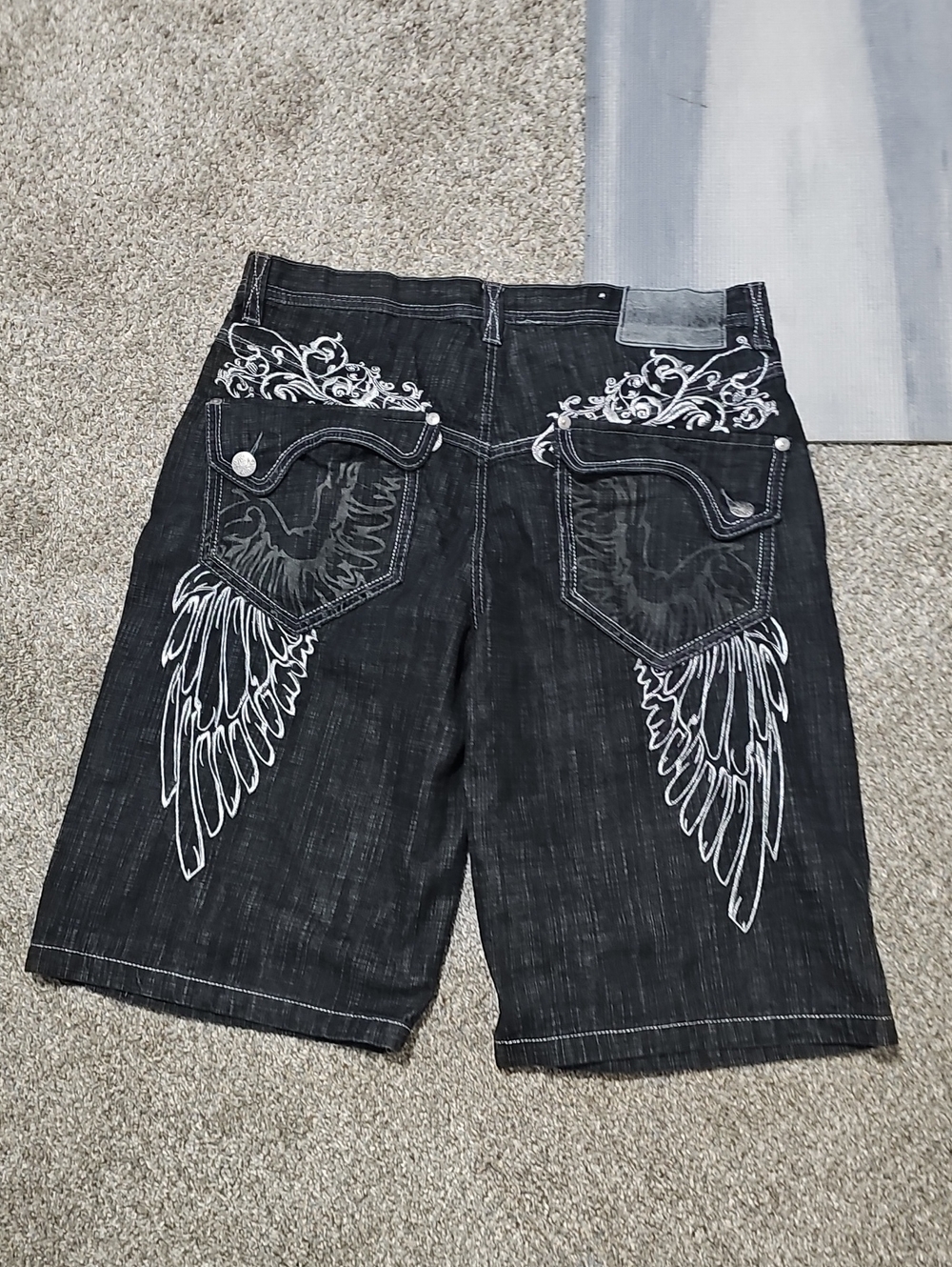 Men's Black Embroidered Wing Pocket Jeans Shorts